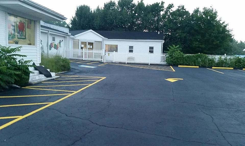 1st image of 1710 Old Louisville Road