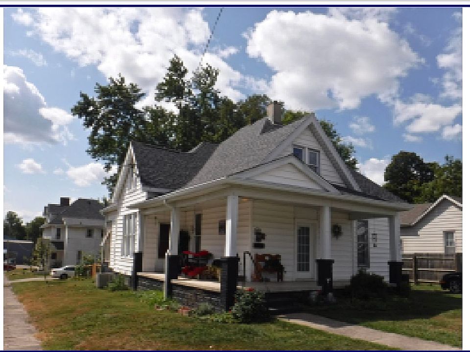 2nd image of 815 E Vantrees St
