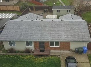 4785 Whitman Cir NE, Salem, OR 97305