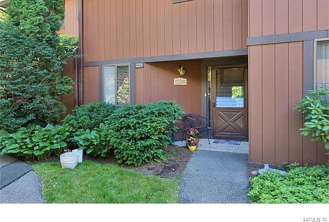 1st image of 229 Martling Ave #229