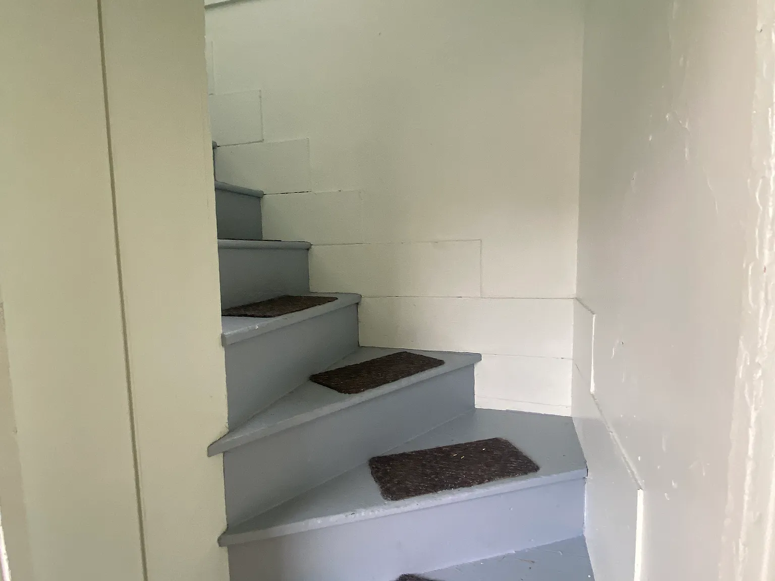 1 bed, 750 sqft, $1,995 — Photo 2