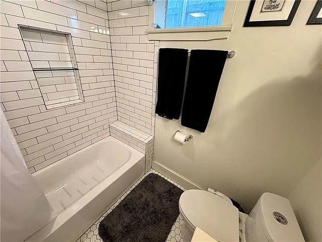 4509 Annunciation St #B — Photo 7
