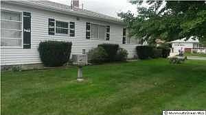 2nd image of 215 Port Royal Dr