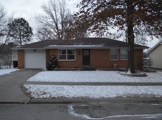 4232 Bel Ridge Dr, Lincoln, NE 68521