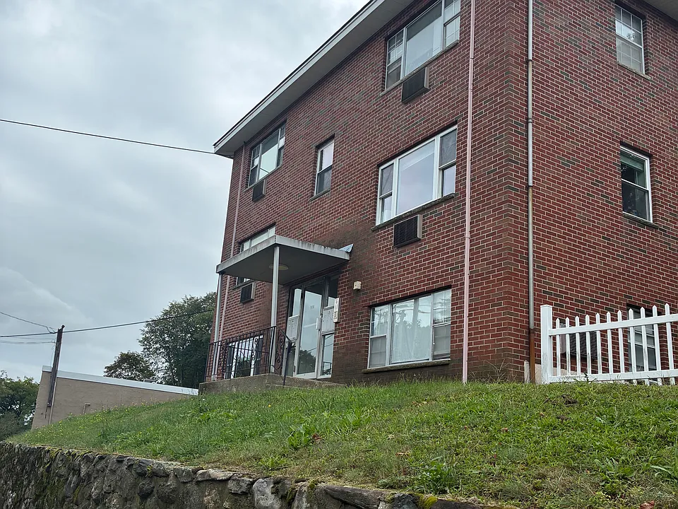 1478 Mass Ave