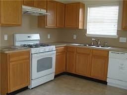 3rd image of 10431 Chamomile Green Ct