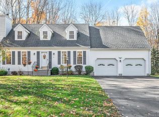 61 Orchard Hill Ln, Middletown, CT 06457