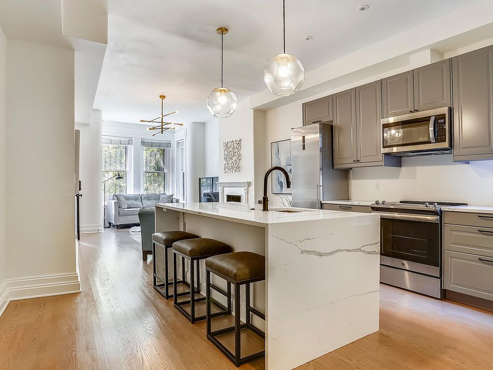Open floor plan kitchen/living room with dining on other side. All new appliances.