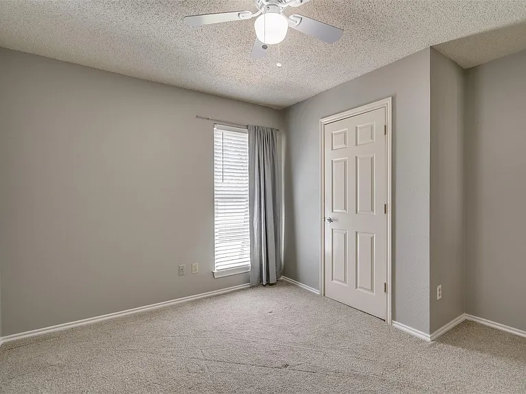 3104 Steve Dr — Photo 25