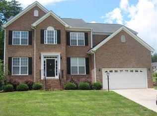 112 Oakmont Ln, King, NC 27021