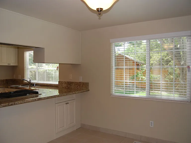 4935 Golden Springs Dr — Photo 9