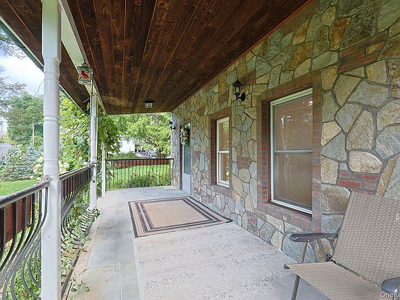 2nd image of 437 Oscawana Lake Rd #435