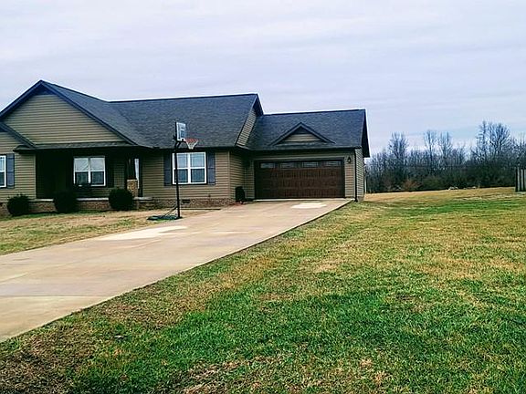 2nd image of 520 Wyndwalker Ln