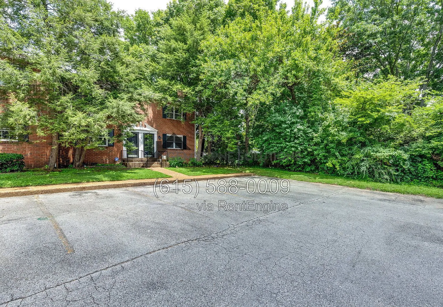 2 bed, 1.5 bath, 1116 sqft, $1,899 — Photo 2