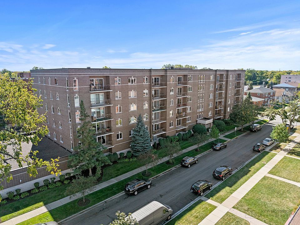 1st image of 1327 Brown St Unit 405
