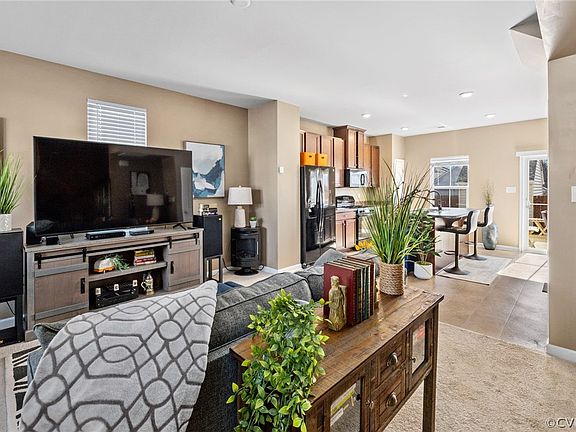 3rd image of 3417 Argent Ln