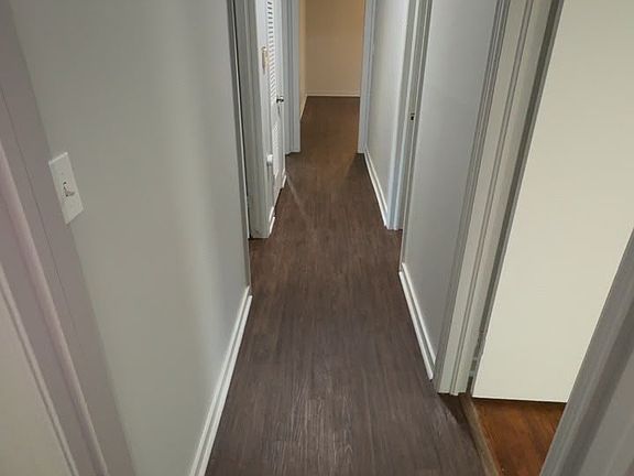 4th image of 141 Wildwood Cir