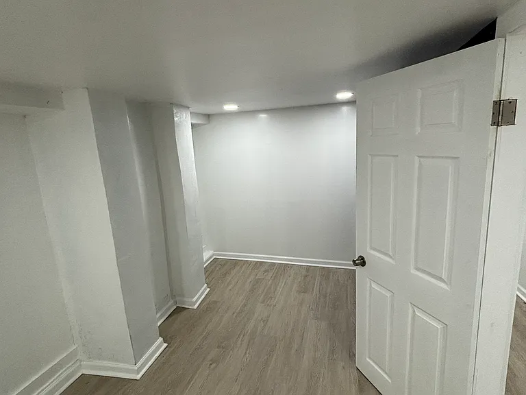 4237 Ulloa St #1 — Photo 11