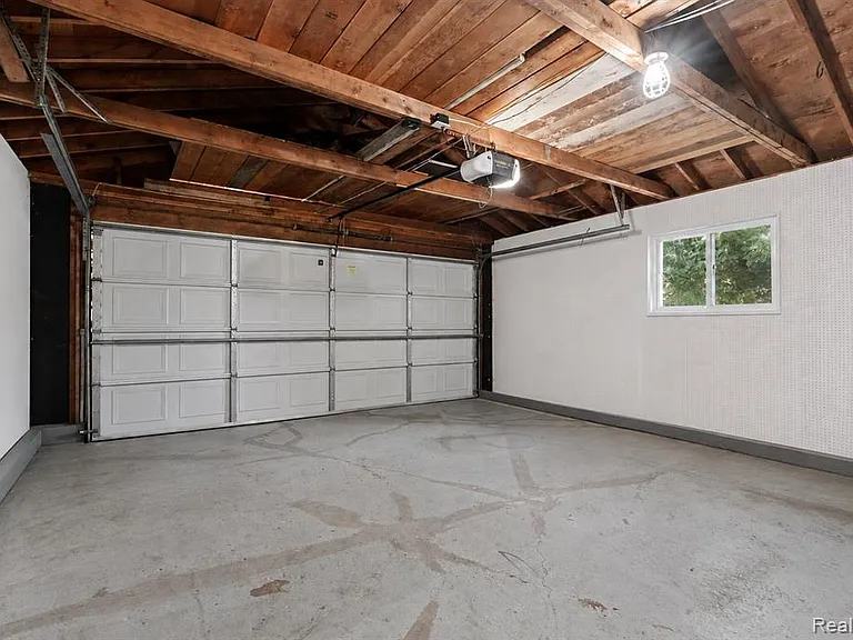 6511 Timber Ridge Dr — Photo 20