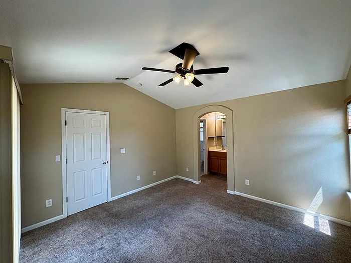 1220 Arbor Dr — Photo 12