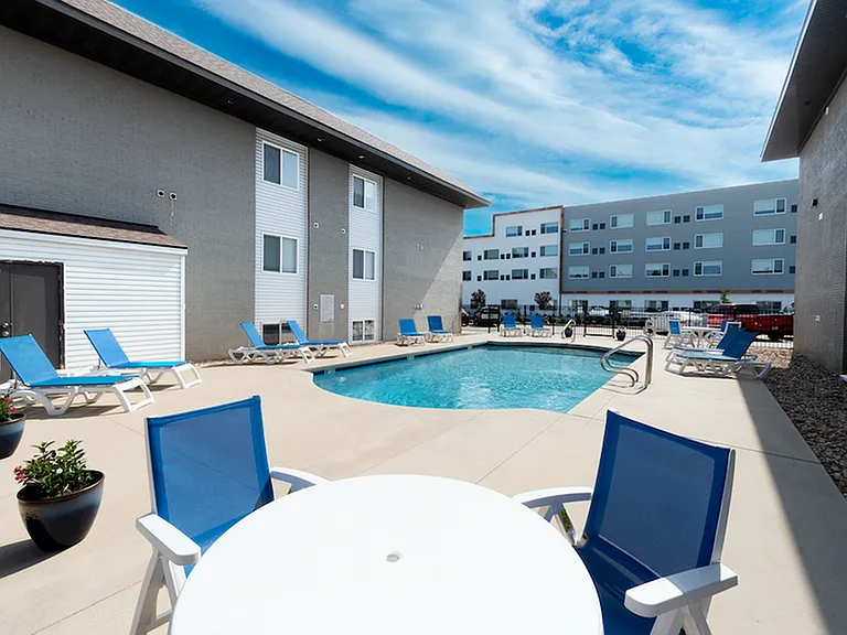 Scotsdale - Pool