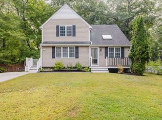 225 Princess Kate Cir, Taunton, MA 02780
