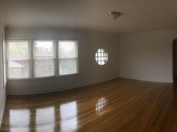 2nd image of 9144 S Bishop St #2