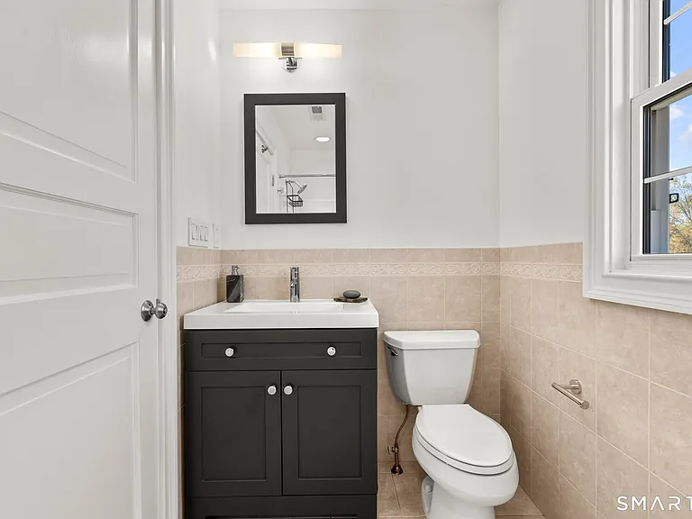 34 Birdseye Rd — Photo 21