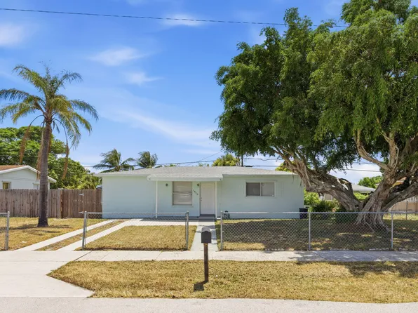 1410 NW 1st Court, Boynton Beach, FL 33435