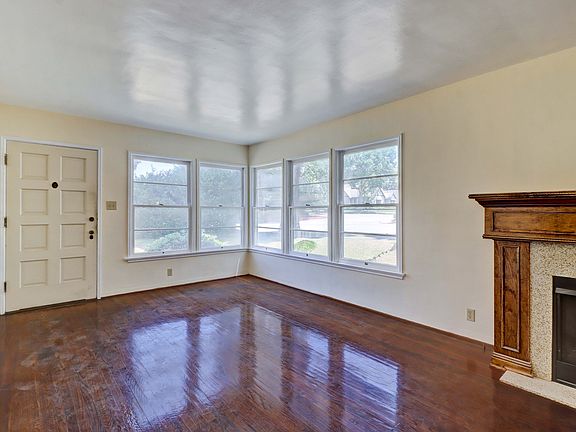 2nd image of 11794 Beverly Blvd #A