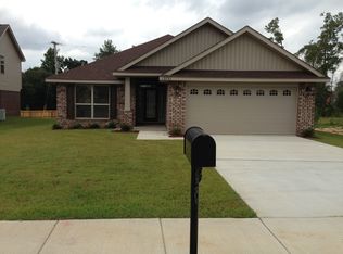 13751 Windwood Dr, Gulfport, MS 39503
