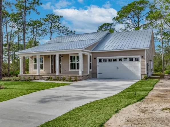 360 Royal Tern Ct, Lanark Village, FL 32323