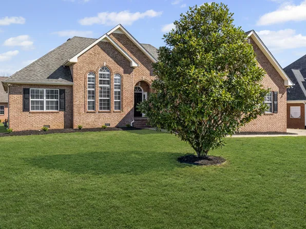 327 Sayre Ln, Murfreesboro, TN 37127