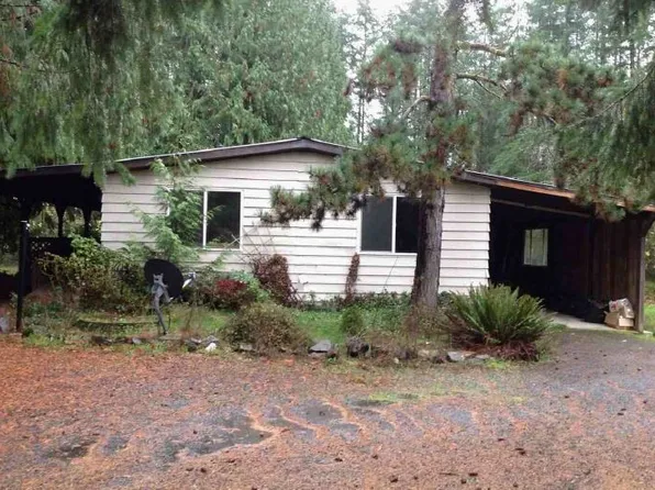 420 Walker Rd, Kelso, WA 98626