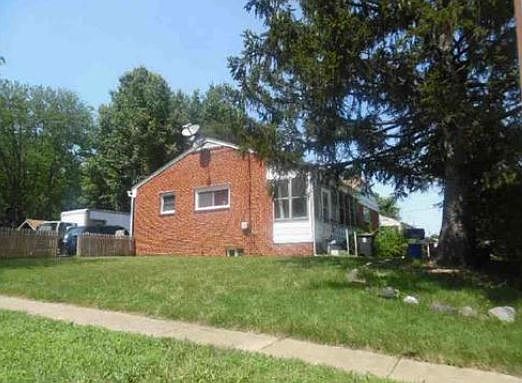 2nd image of 8006 Riggs Rd