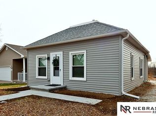 617 5th Ave, Plattsmouth, NE 68048