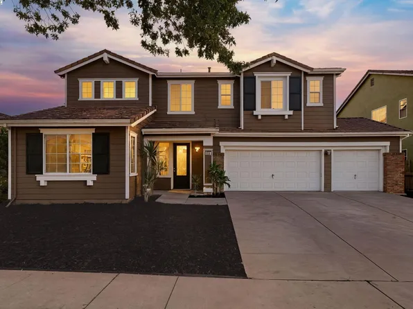 775 Sweetwood Ln, Patterson, CA 95363