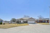 Creekview Ct-001.jpg