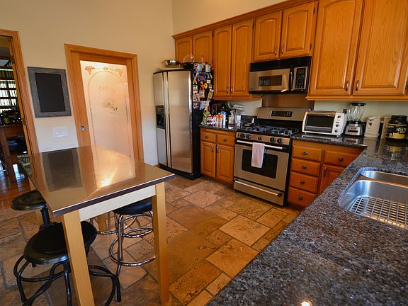 5th image of 2809 E Great Smokey Ct