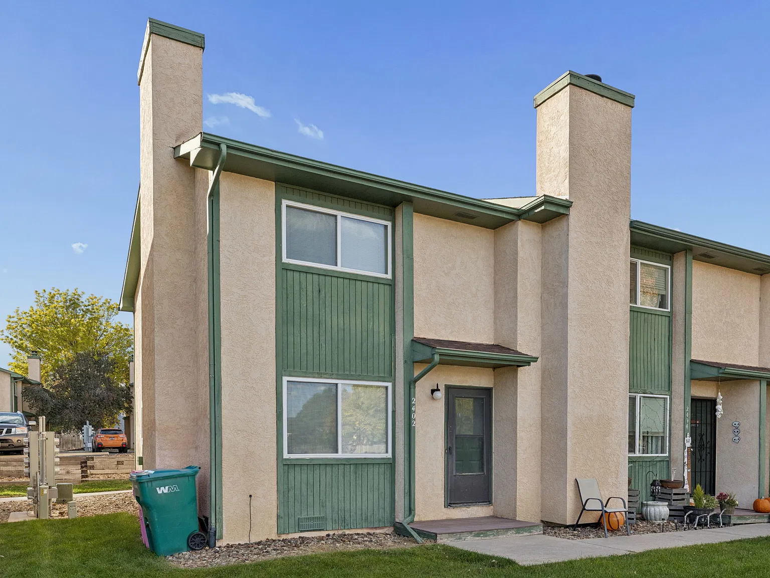 2 bed, 1.5 bath, 960 sqft, $1,500 — Photo 2