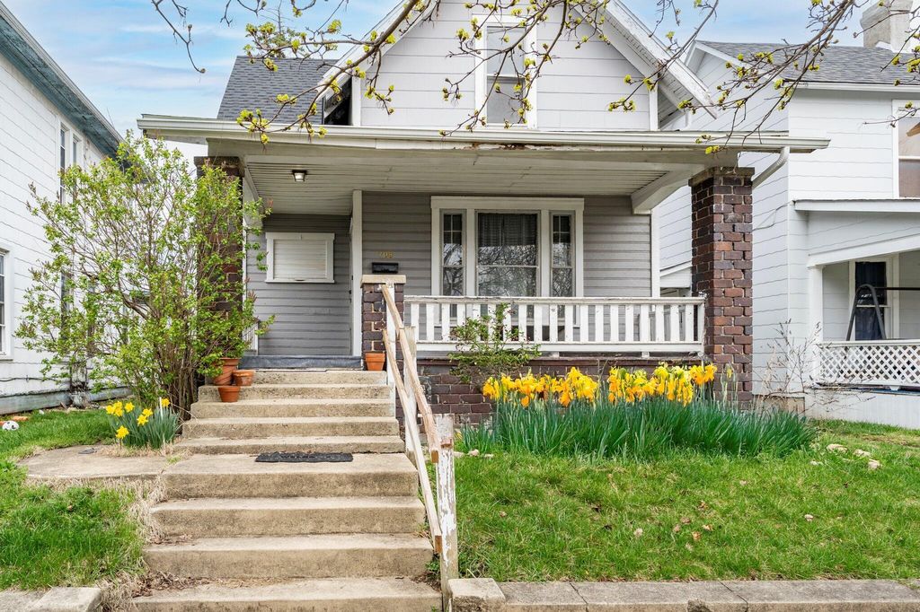 Real estate listing image