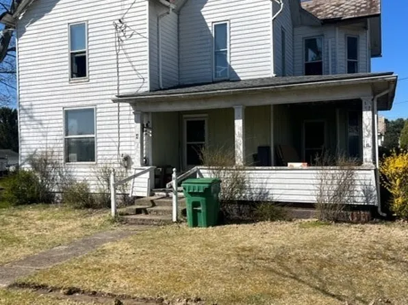 4 W 4th St, Frazeysburg, OH 43822