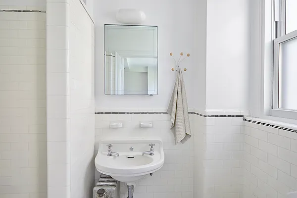 Sold by Brown Harris Stevens | media 19