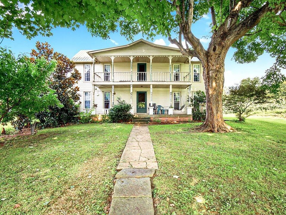 1st image of 28 Baldwin Rd