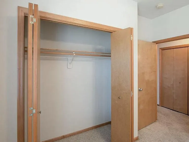 205 Sadler Ln — Photo 14
