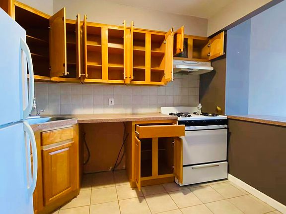 2nd image of 6420 Perry Ave #2