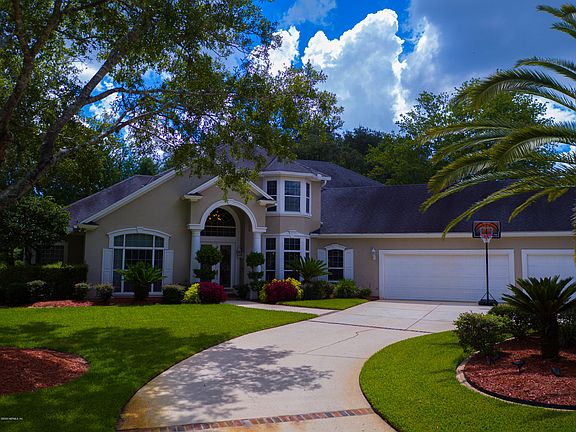 2nd image of 597 Thornwood Ln