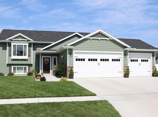 2312 Morning Glory Dr, Brookings, SD 57006