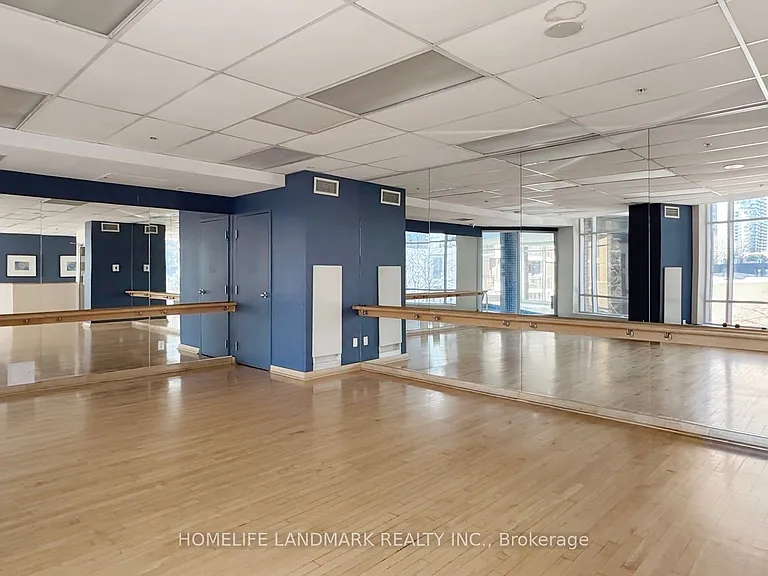 33 Sheppard Ave E #1105 — Photo 26