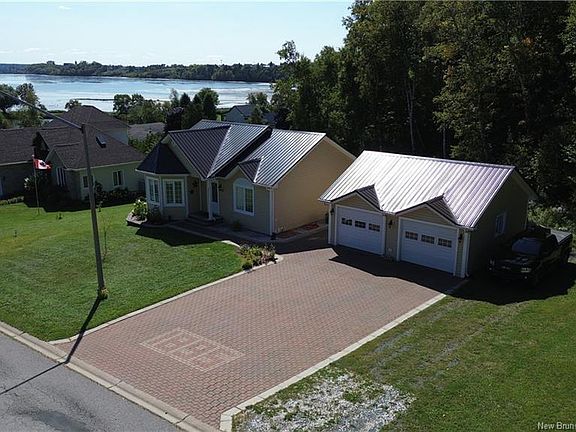 2nd image of 1895 Gowan Brae Dr